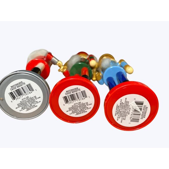 Plastic Nutcracker Soldiers Christmas Decor 8.5-9 Inches tall Set of 3 - Picture 9 of 11